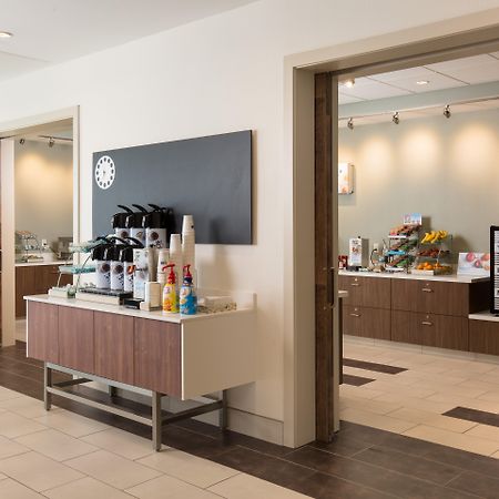 Holiday Inn Express Visalia-Sequoia Gateway Area By Ihg Zewnętrze zdjęcie