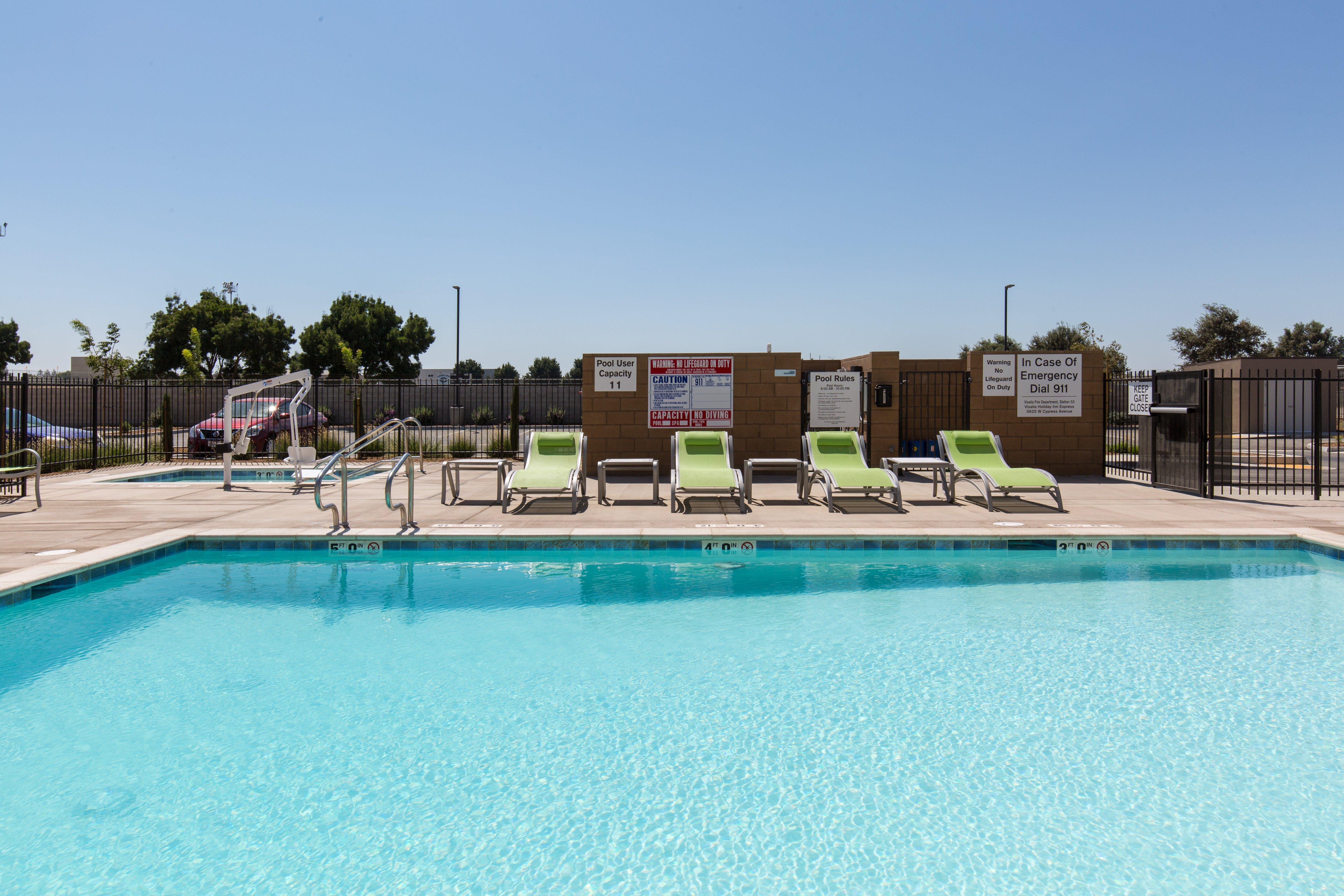Holiday Inn Express Visalia-Sequoia Gateway Area By Ihg Zewnętrze zdjęcie