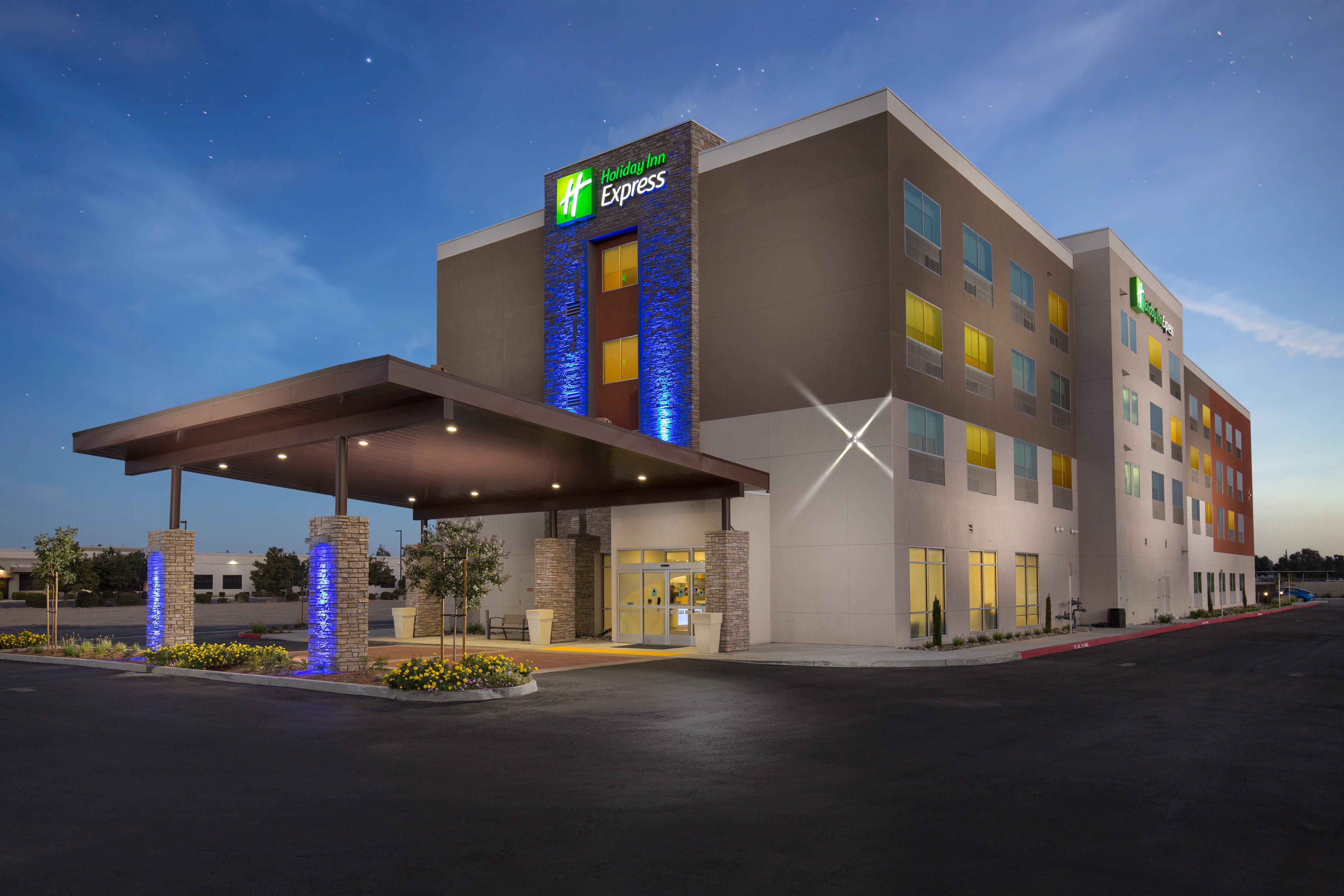 Holiday Inn Express Visalia-Sequoia Gateway Area By Ihg Zewnętrze zdjęcie