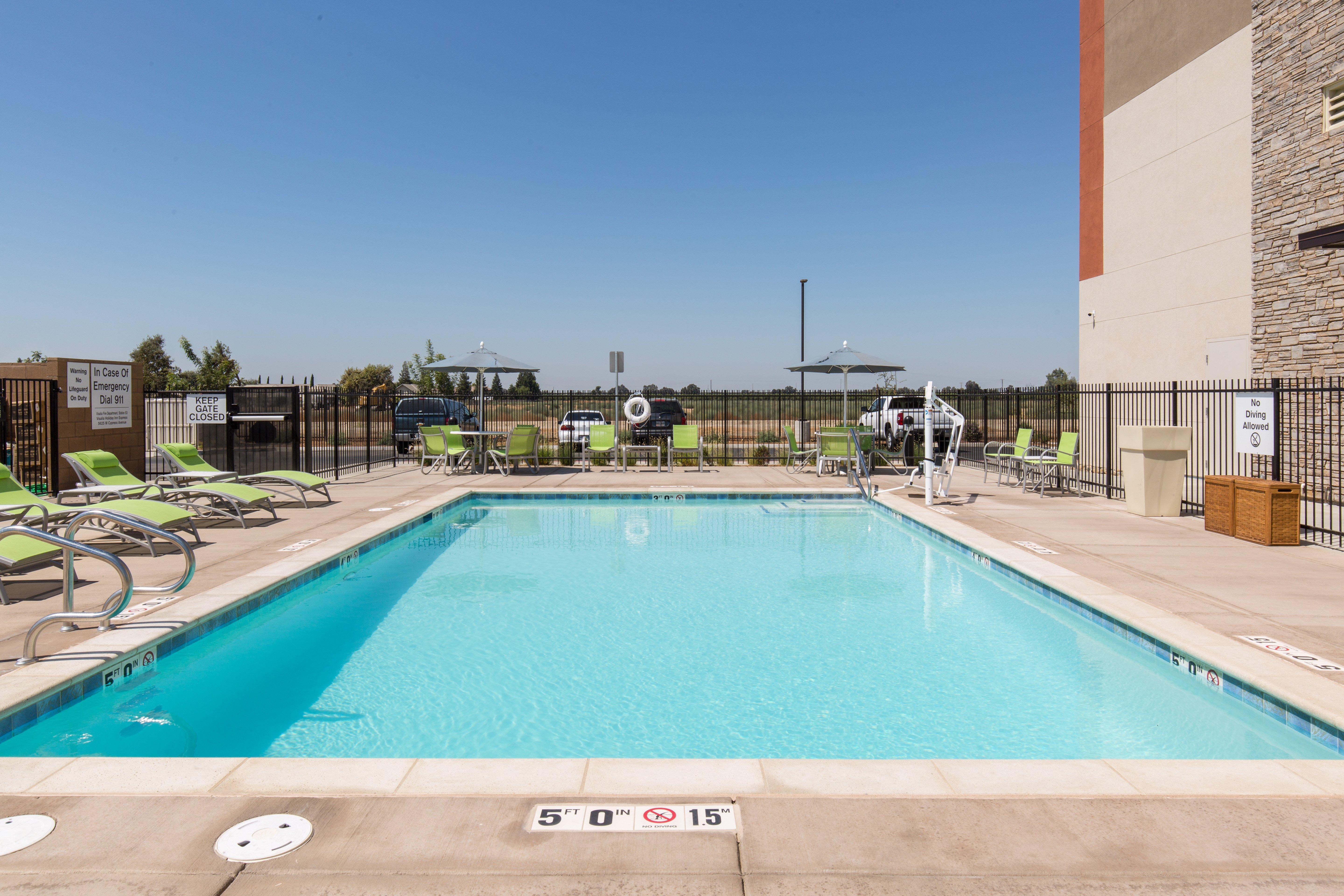 Holiday Inn Express Visalia-Sequoia Gateway Area By Ihg Zewnętrze zdjęcie