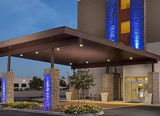 Holiday Inn Express Visalia-Sequoia Gateway Area By Ihg Zewnętrze zdjęcie