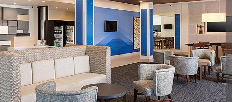 Holiday Inn Express Visalia-Sequoia Gateway Area By Ihg Zewnętrze zdjęcie